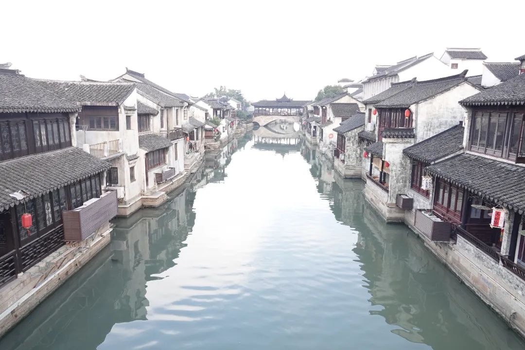 化工公司網(wǎng)站模板,化工公司網(wǎng)頁模板,響應式模板,網(wǎng)站制作,網(wǎng)站建站 圖片