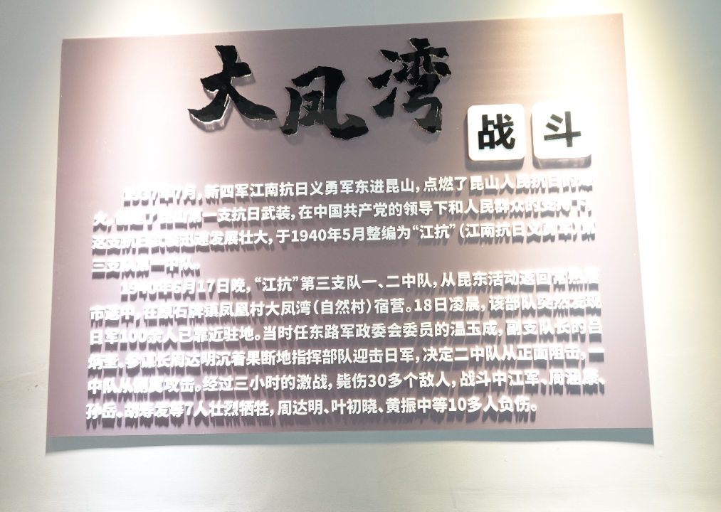 化工公司網(wǎng)站模板,化工公司網(wǎng)頁模板,響應式模板,網(wǎng)站制作,網(wǎng)站建站 圖片