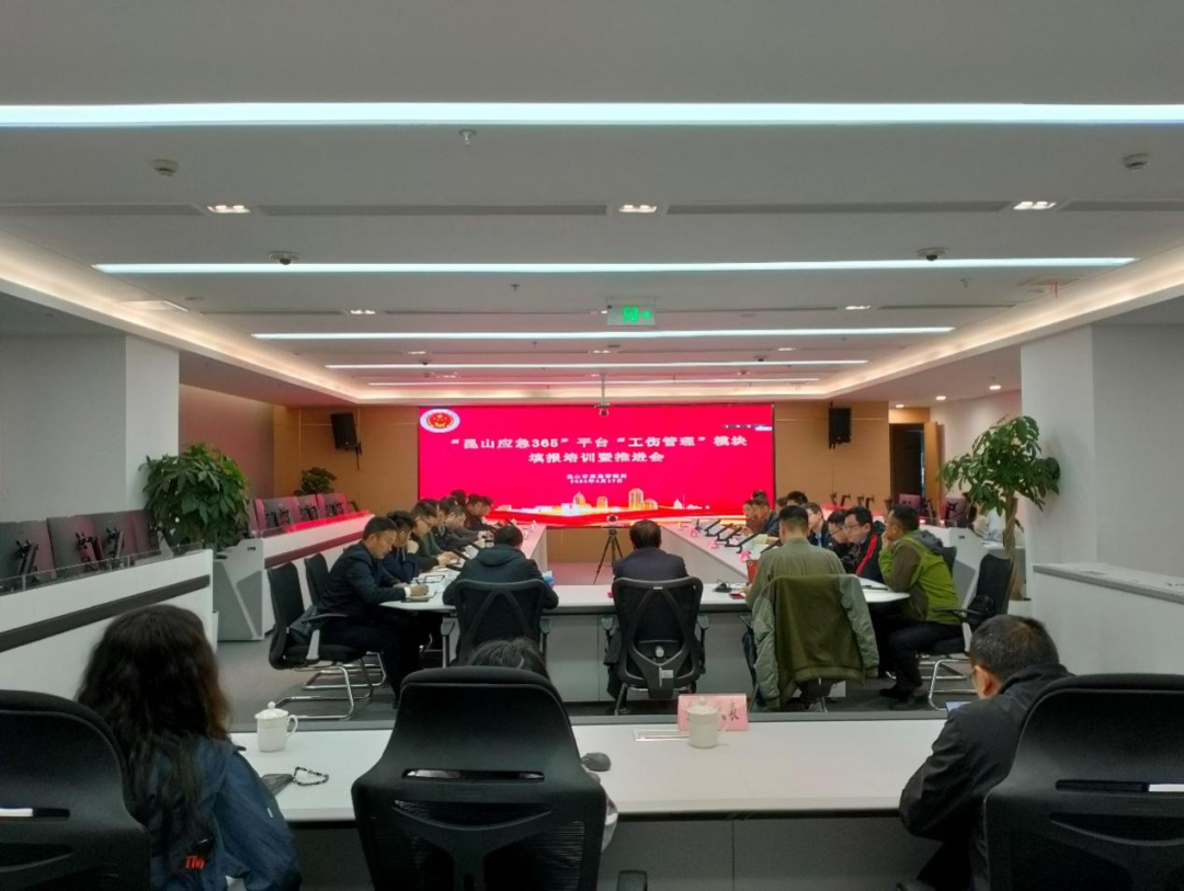 化工公司網(wǎng)站模板,化工公司網(wǎng)頁模板,響應(yīng)式模板,網(wǎng)站制作,網(wǎng)站建站 圖片